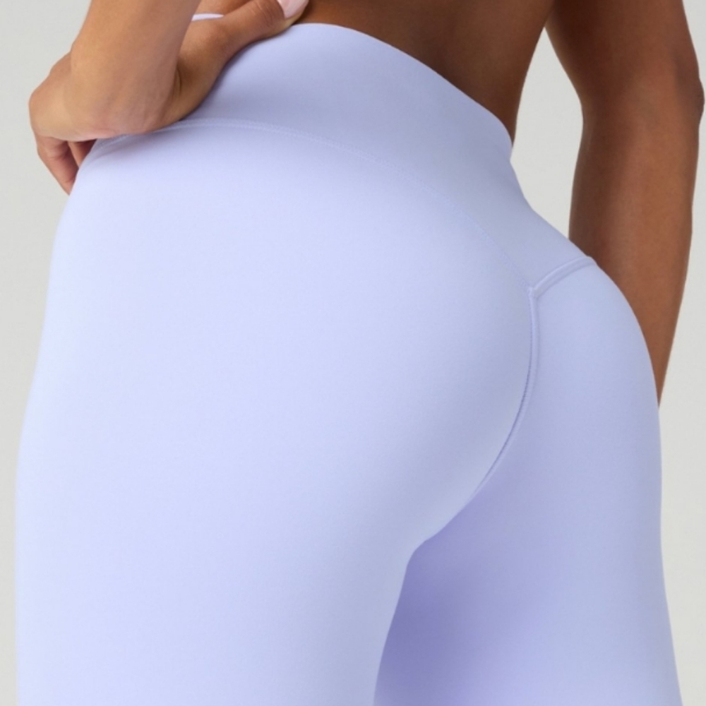 The New Chloe No Seam Purelux Leggings By Fabletics Size Large Reg NWT . - Picture 4 of 13